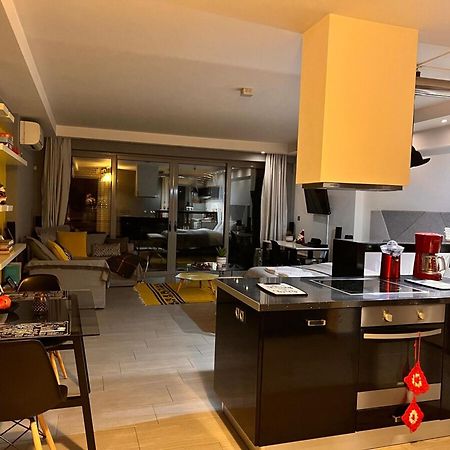 Ferienwohnung Stylish Boutique Loft With Private Balcony Athen Exterior foto